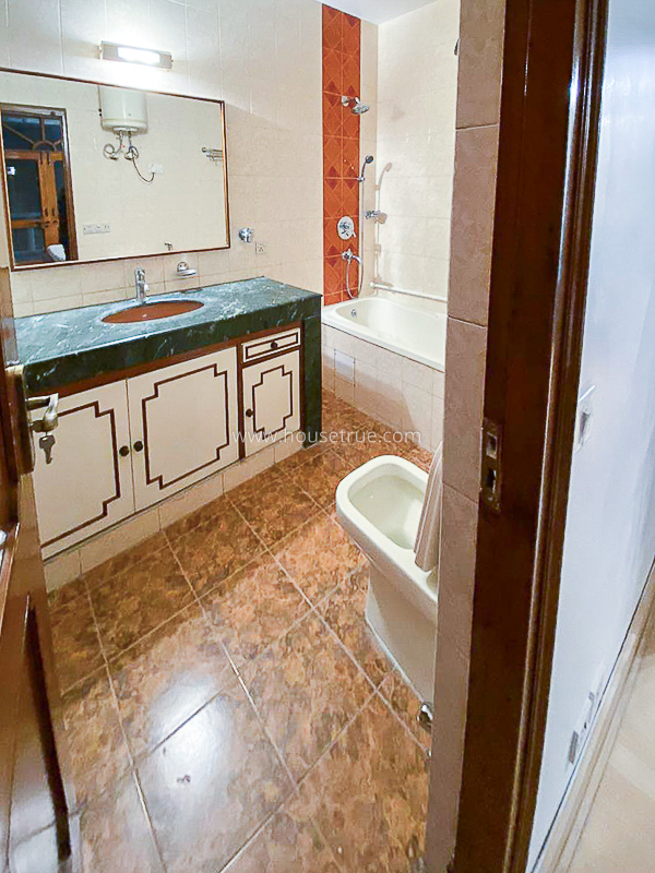 3 BHK Flat For Rent in Vasant Vihar