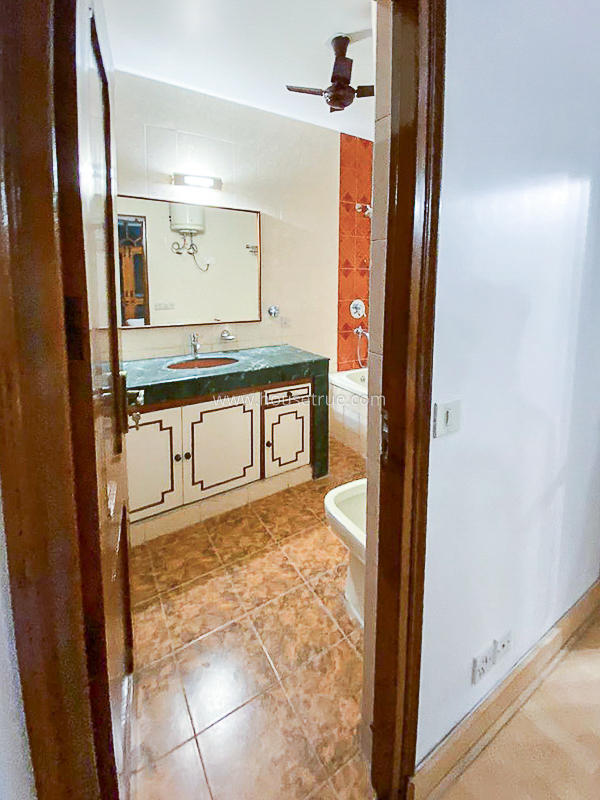 3 BHK Flat For Rent in Vasant Vihar