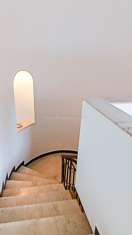 5 BHK House For Rent in West End Colony