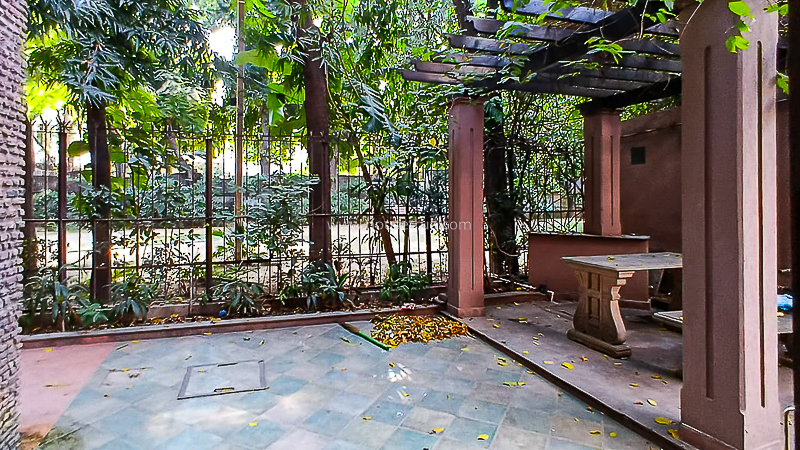 5 BHK House For Rent in West End Colony