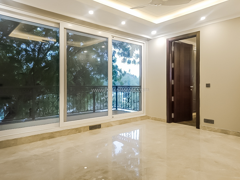 4 BHK Flat For Rent in Neeti Bagh