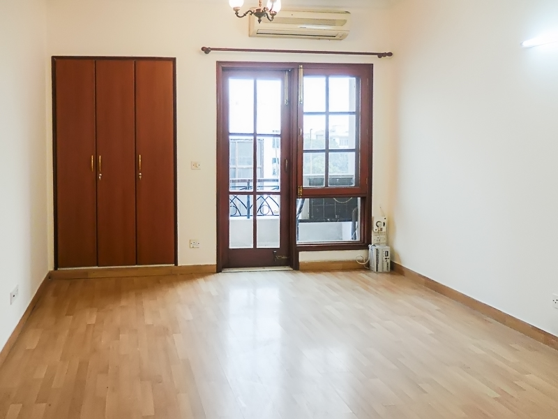 5 BHK Flat For Rent in Vasant Vihar