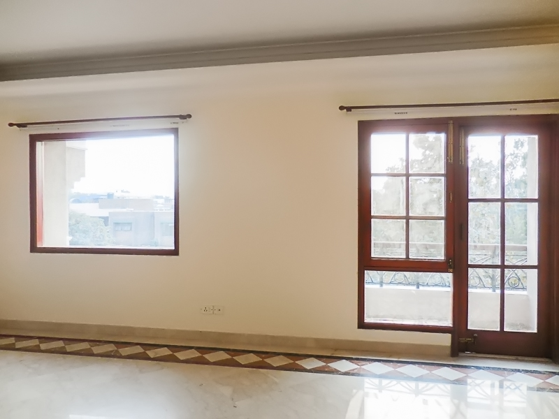 5 BHK Flat For Rent in Vasant Vihar