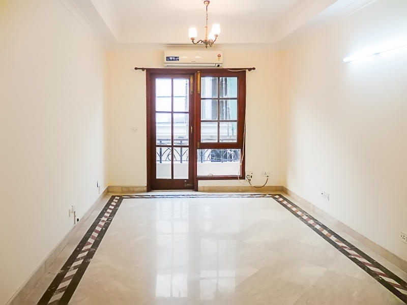 5 BHK Flat For Rent in Vasant Vihar