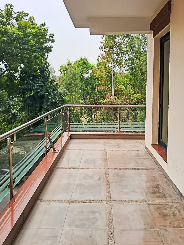 3 BHK Flat For Rent in Neeti Bagh