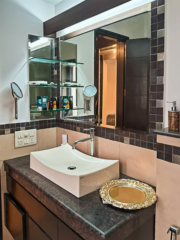 3 BHK Flat For Rent in Neeti Bagh