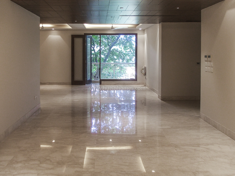 4 BHK Flat For Rent in Anand Niketan