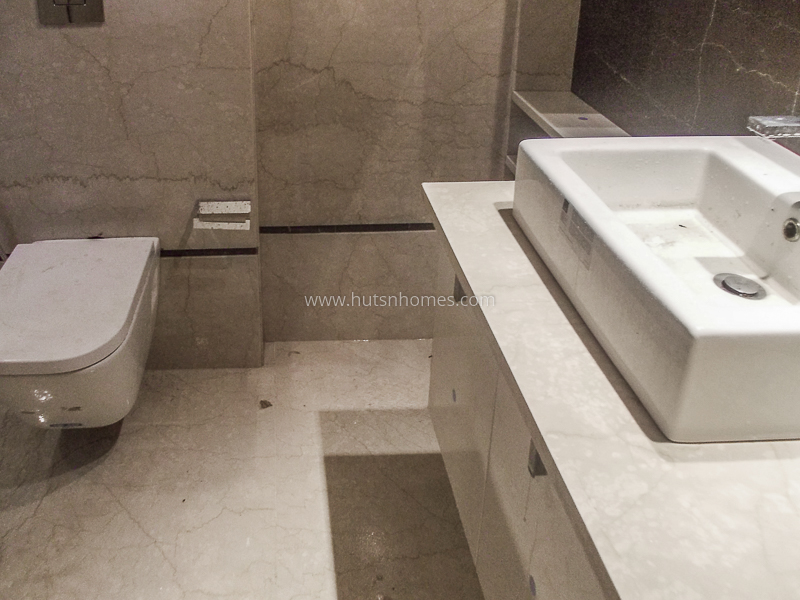 4 BHK Flat For Rent in Anand Niketan