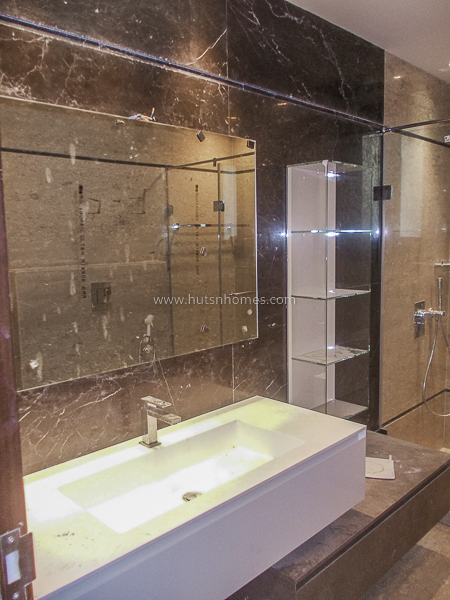 4 BHK Flat For Rent in Anand Niketan