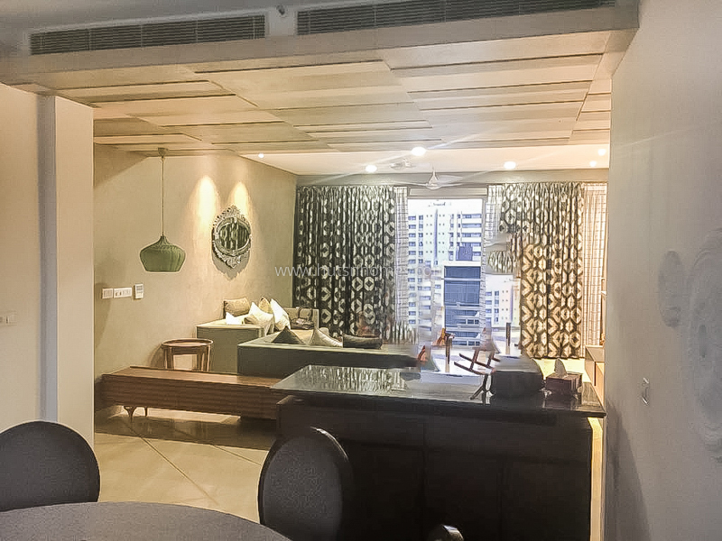 4 BHK Condo For Rent in Golf Course Road