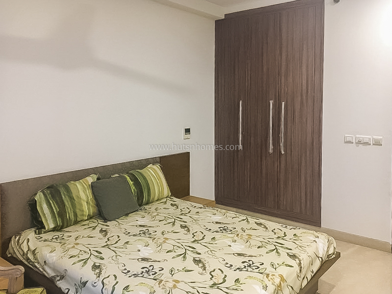 4 BHK Condo For Rent in Golf Course Road
