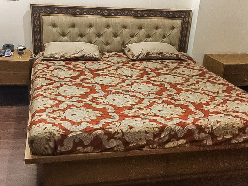 4 BHK Condo For Rent in Golf Course Road