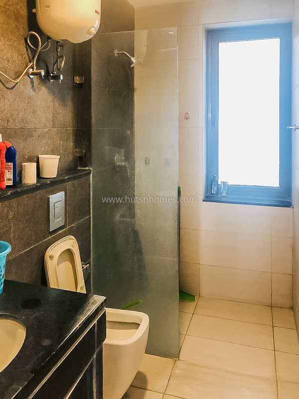 3 BHK Condo For Rent in Golf Course Extension Road