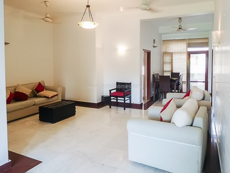 3 BHK Flat For Rent in Nizamuddin East