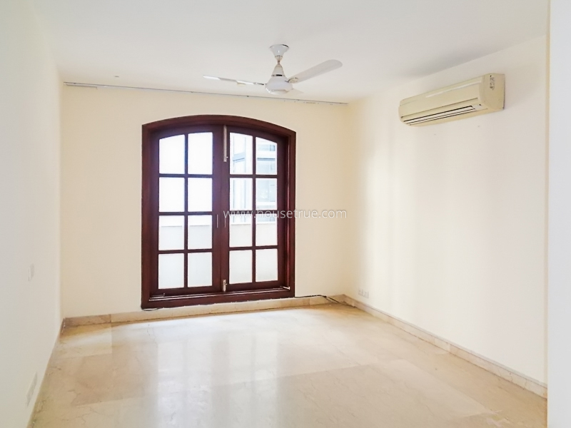 4 BHK Builder Floor For Rent in Anand Niketan
