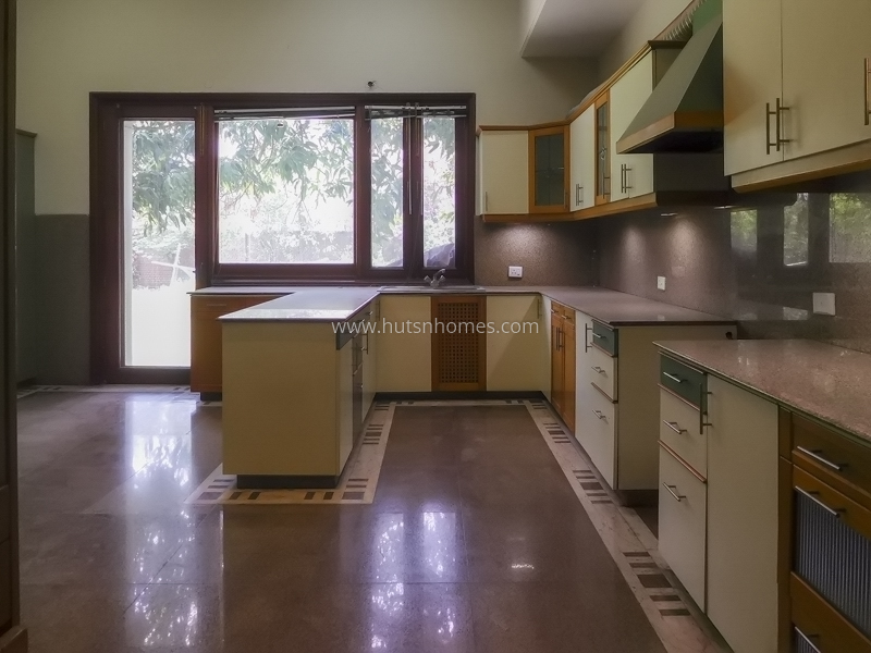 6 BHK Farm House For Sale in Westend Greens