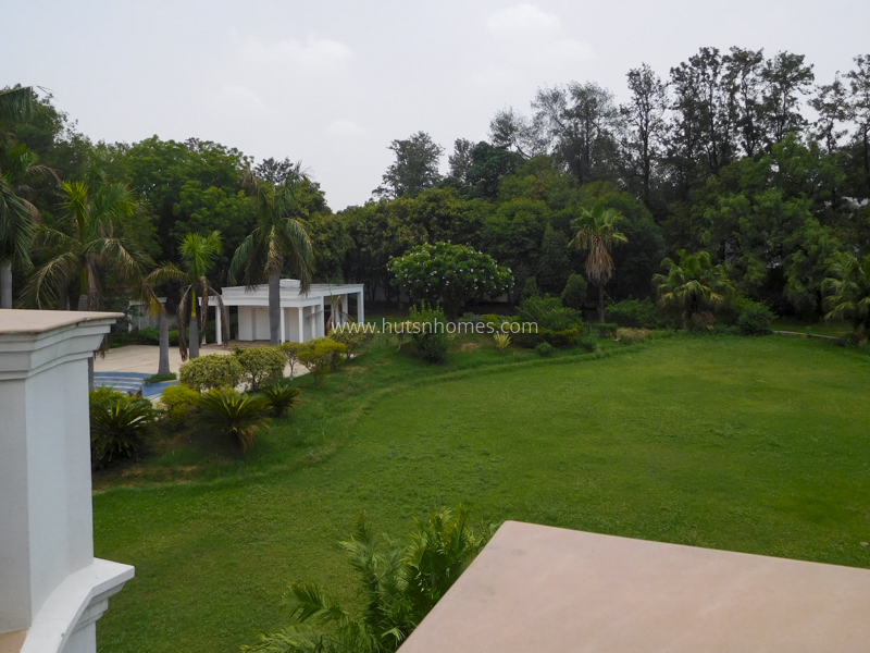 6 BHK Farm House For Sale in Westend Greens