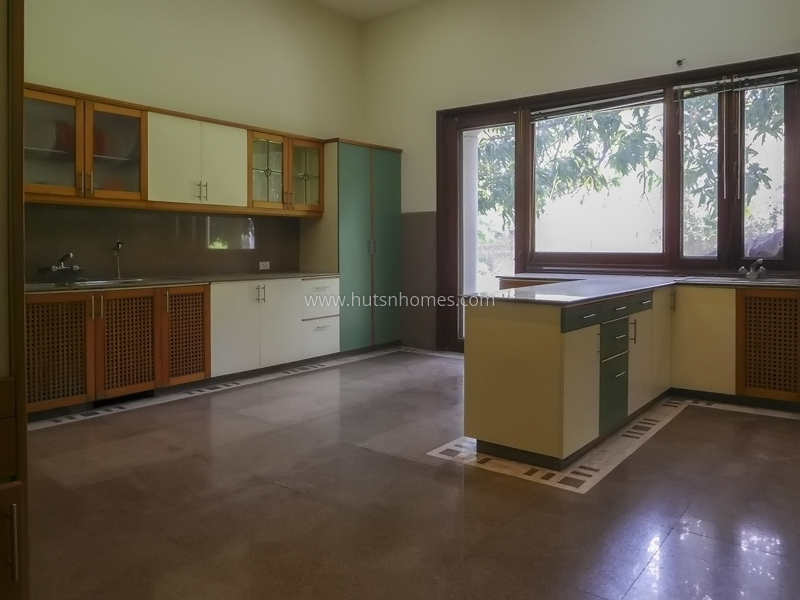6 BHK Farm House For Sale in Westend Greens