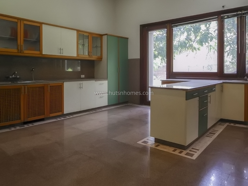 6 BHK Farm House For Sale in Westend Greens