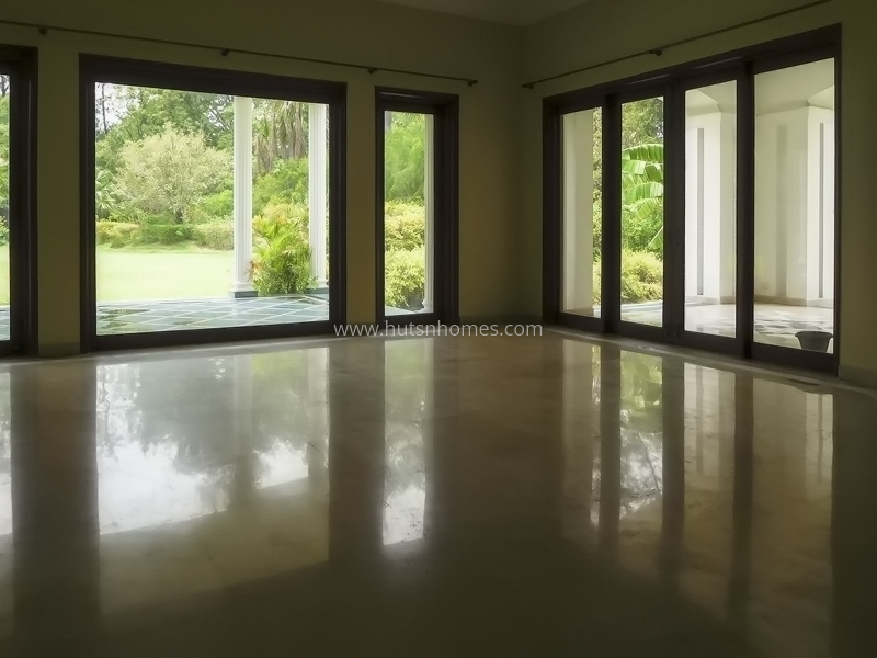 6 BHK Farm House For Sale in Westend Greens