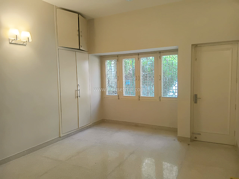 4 BHK Flat For Rent in Greater Kailash Part 1