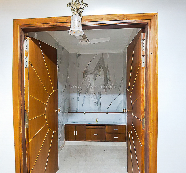 6 BHK Duplex For Rent in South Extension 2