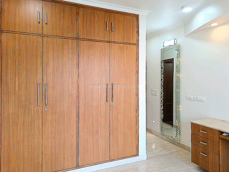 6 BHK Duplex For Rent in South Extension 2