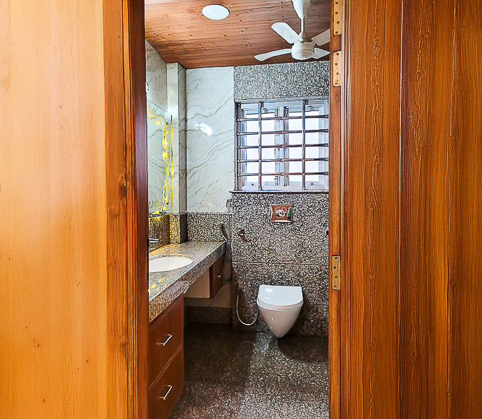 6 BHK Duplex For Rent in South Extension 2