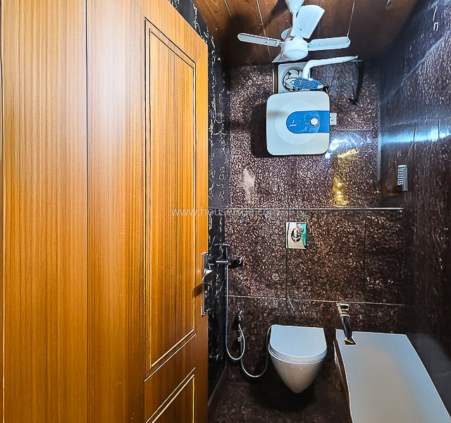 6 BHK Duplex For Rent in South Extension 2