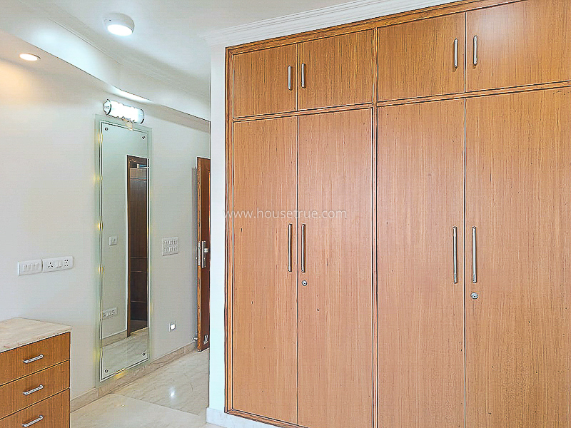 6 BHK Duplex For Rent in South Extension 2