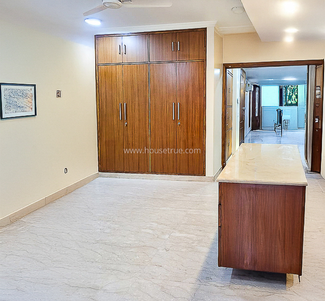 6 BHK Duplex For Rent in South Extension 2