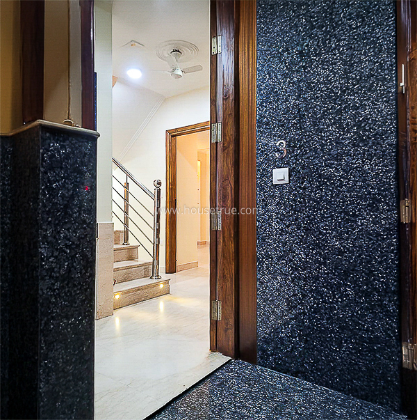 6 BHK Duplex For Rent in South Extension 2