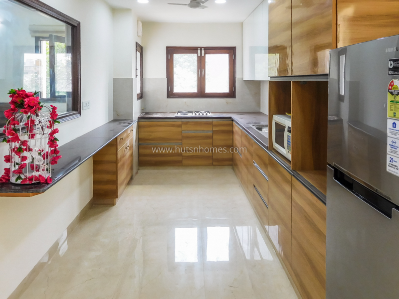 2 BHK Flat For Rent in Nizamuddin East