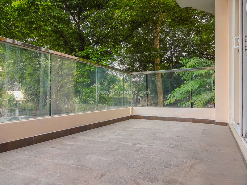 4 BHK Flat For Rent in Soami Nagar