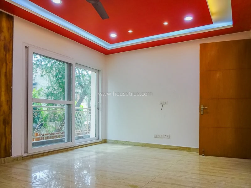 4 BHK Flat For Rent in Soami Nagar