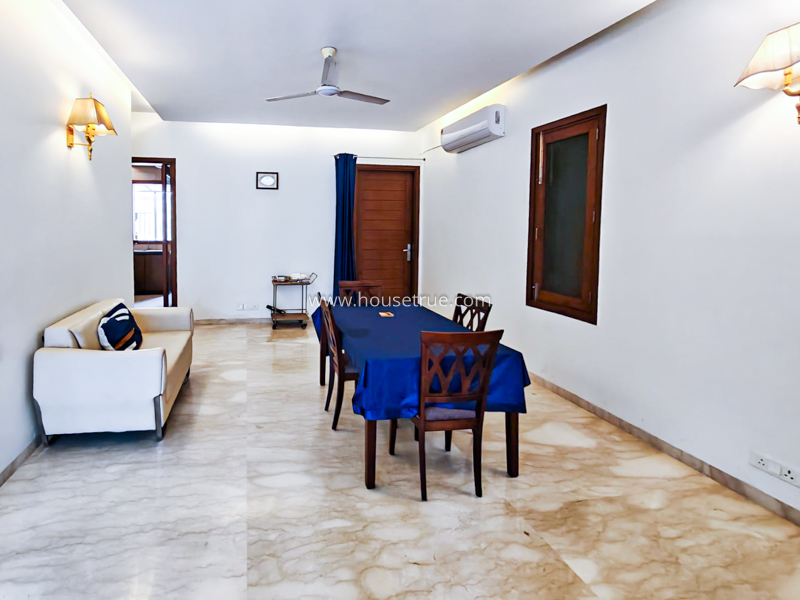 3 BHK Flat For Rent in Defence Colony