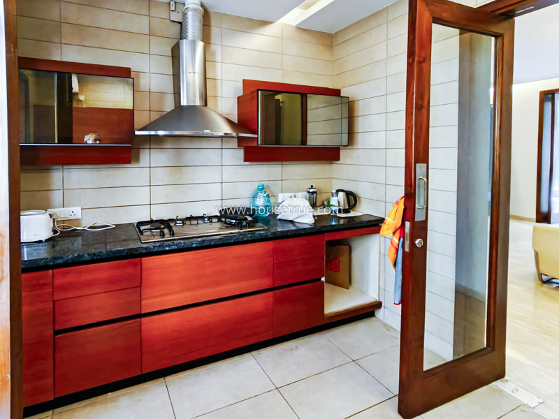 3 BHK Flat For Rent in Defence Colony