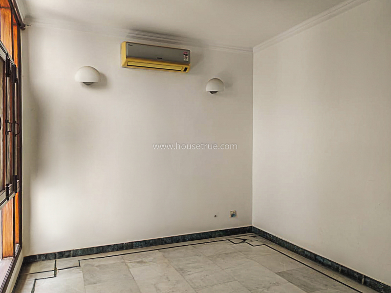 3 BHK Flat For Rent in Vasant Vihar