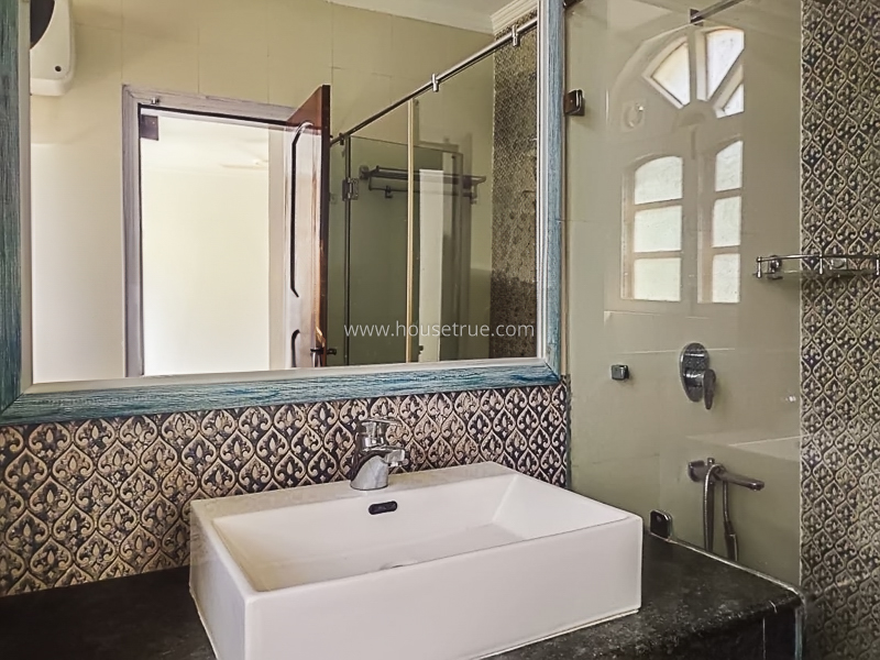 3 BHK Flat For Rent in Vasant Vihar