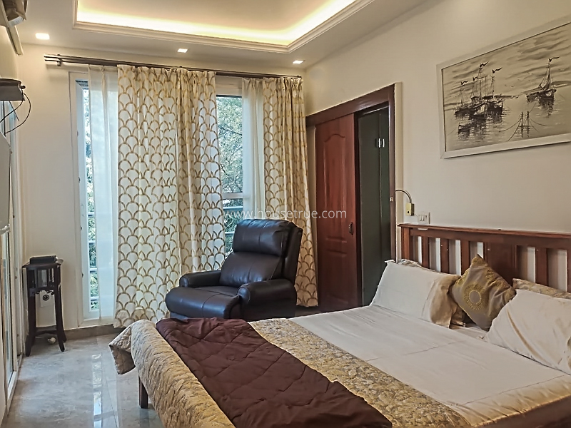 3 BHK Flat For Rent in Vasant Vihar