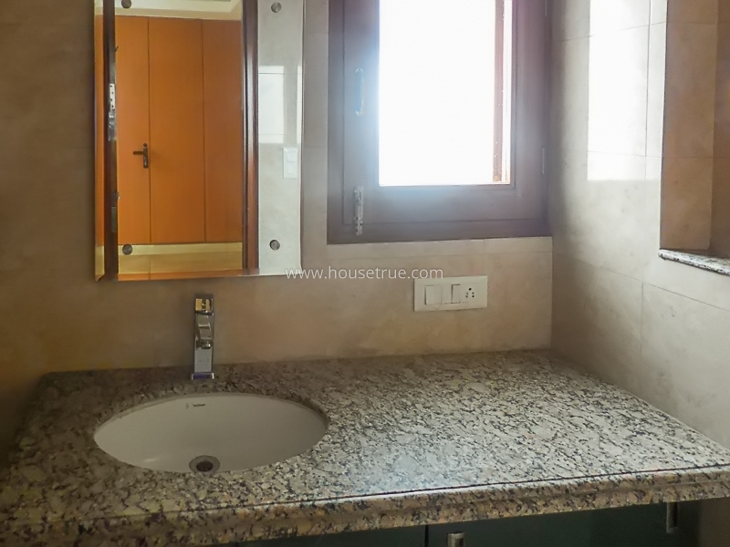 3 BHK Builder Floor For Rent in Safdarjung Enclave