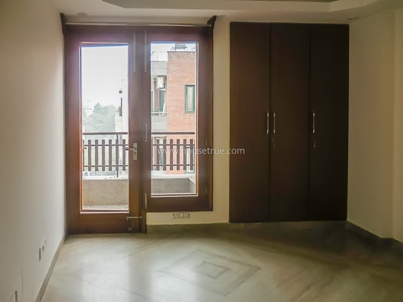 3 BHK Builder Floor For Rent in Safdarjung Enclave