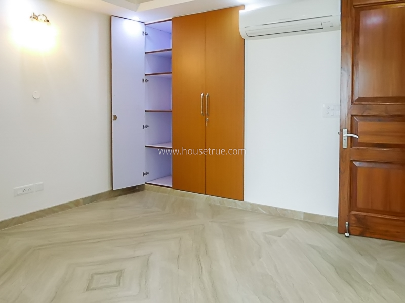 3 BHK Builder Floor For Rent in Safdarjung Enclave