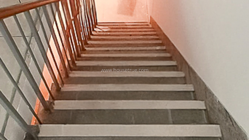 4 BHK Duplex For Rent in West End Colony