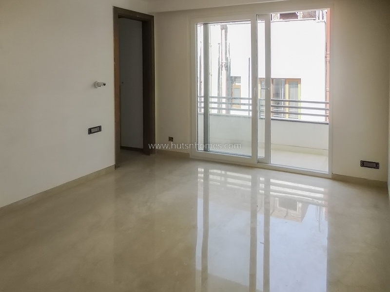 3 BHK Flat For Rent in Defence Colony