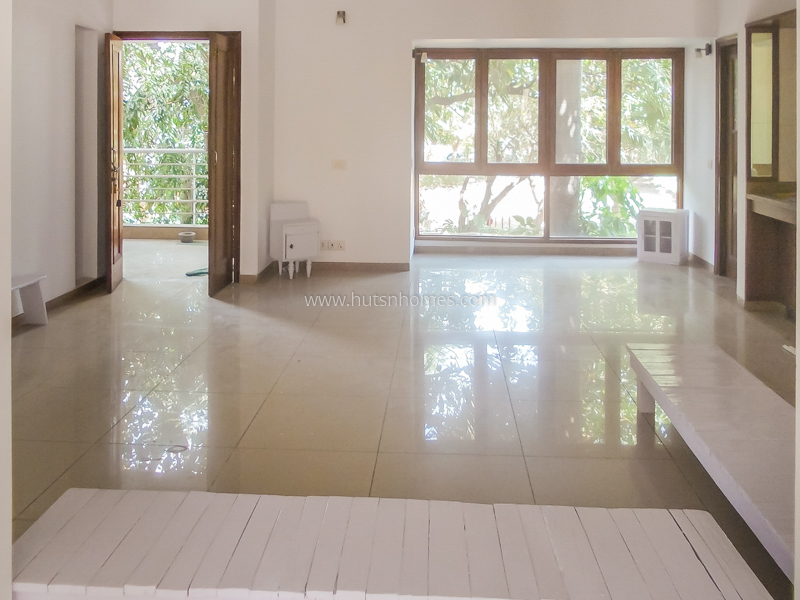 4 BHK Flat For Rent in Chanakyapuri