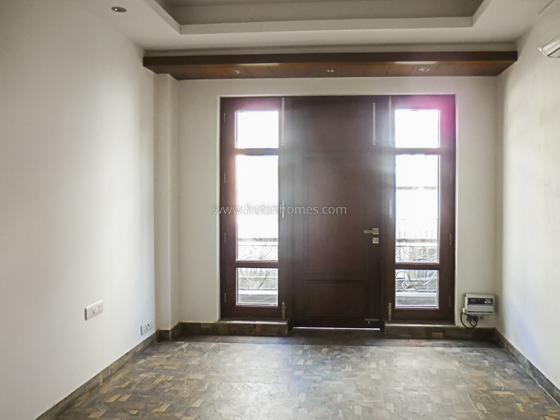 3 BHK Flat For Rent in Greater Kailash Part 1