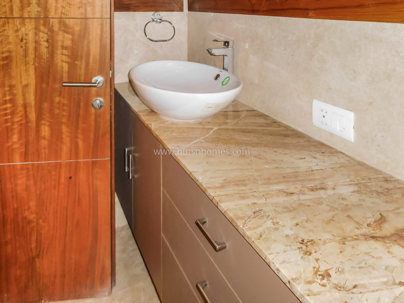 3 BHK Flat For Rent in Kailash Colony