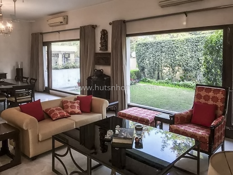 5 BHK Duplex For Rent in New Friends Colony