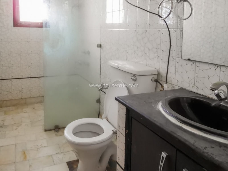 3 BHK Flat For Rent in Vasant Vihar